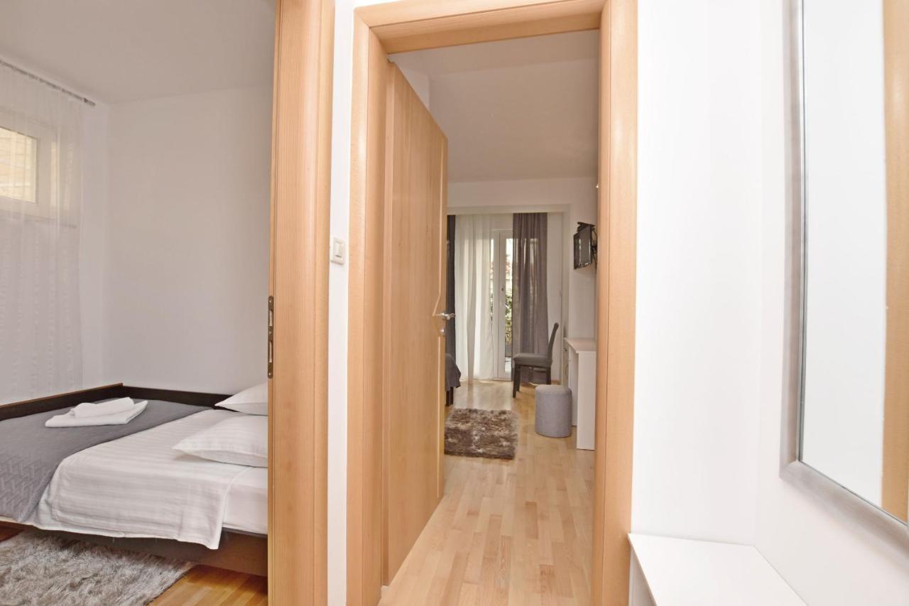 Apartment Mate Omiš Eksteriør billede