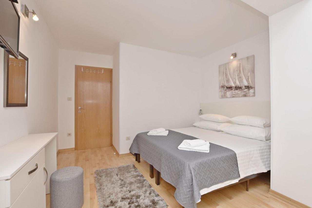 Apartment Mate Omiš Eksteriør billede