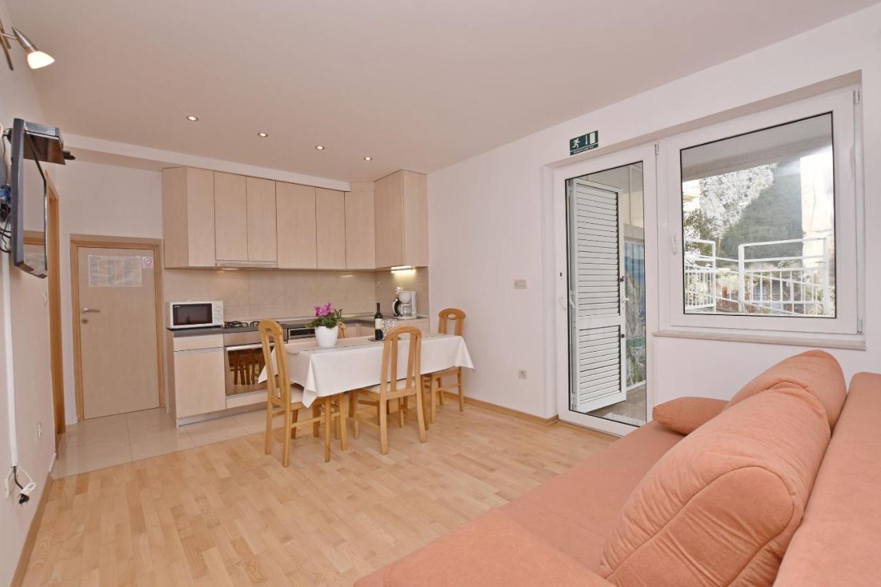 Apartment Mate Omiš Eksteriør billede