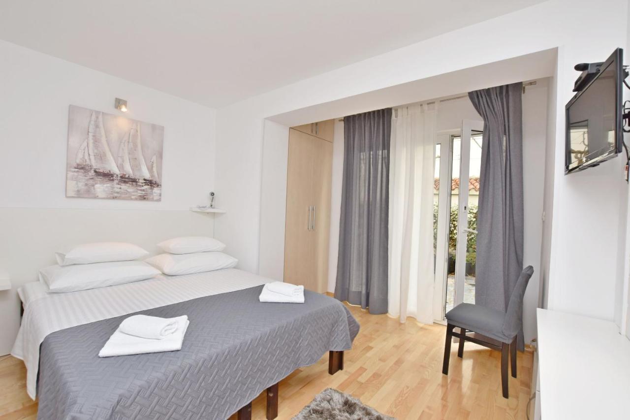 Apartment Mate Omiš Eksteriør billede